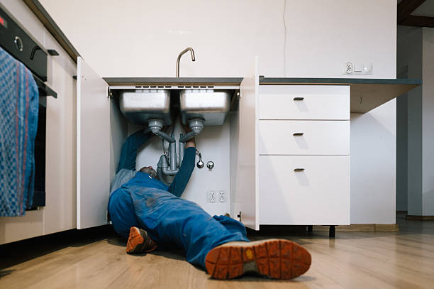 Professional Drain Cleaning technician working in Burghill, OH